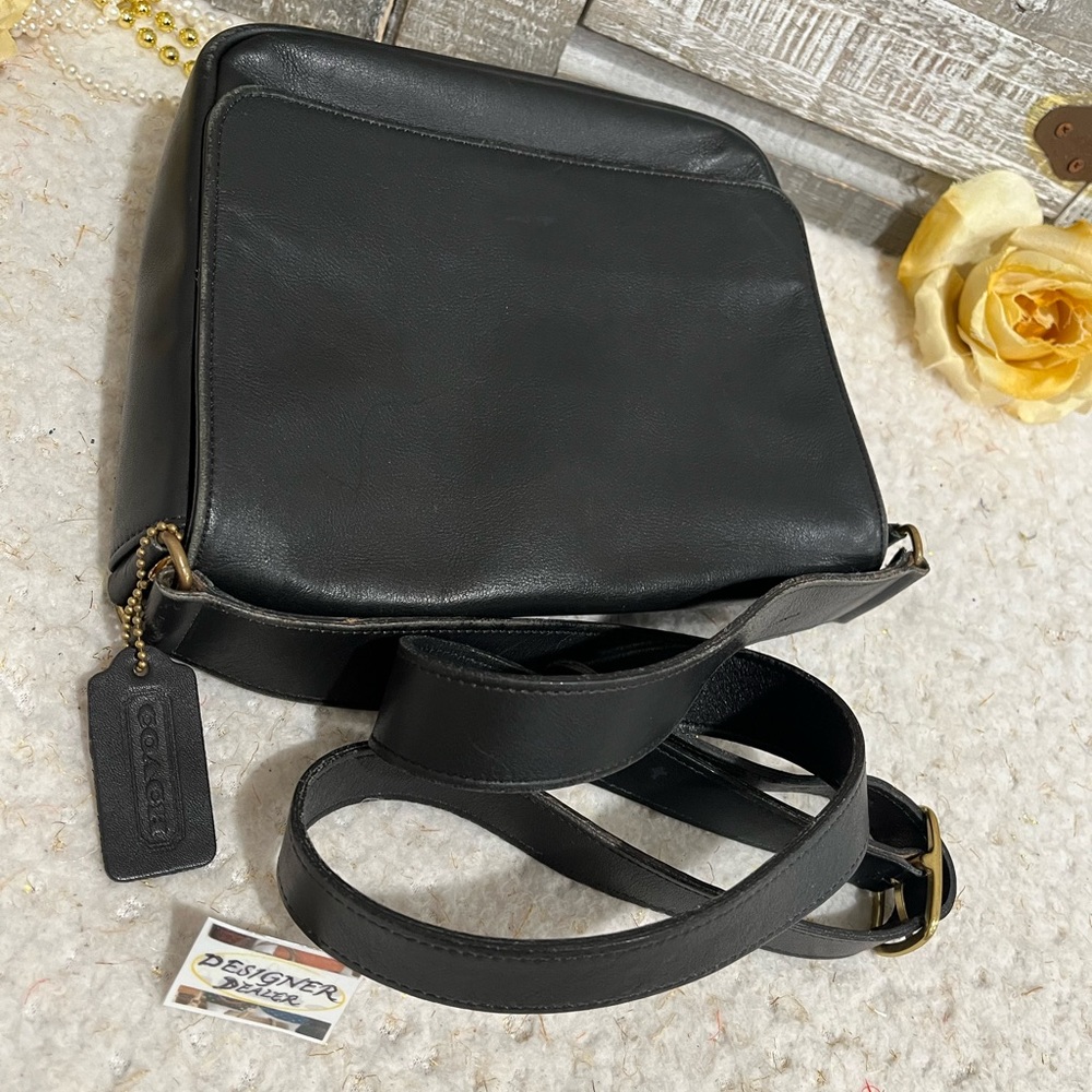 Authentic COACH Vintage Small Flap Shoulder Bag Black GUC! - Picture 9 of 12
